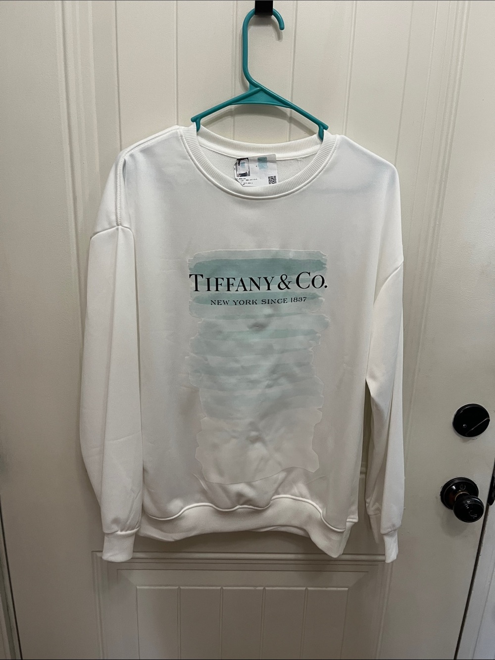 Source Unknown White Sweatshirt with Pale Teal Logo Wash